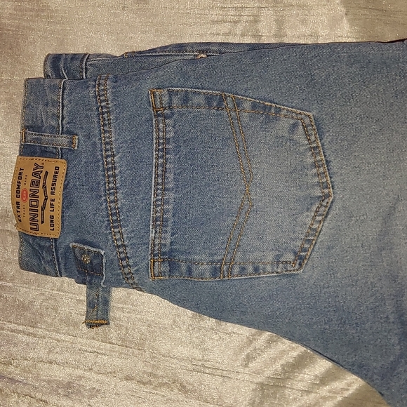 Union Bay high waisted jean shorts - Picture 2 of 3